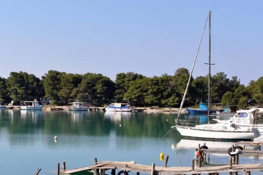 Theia Apartment In Pefkochori 0*,