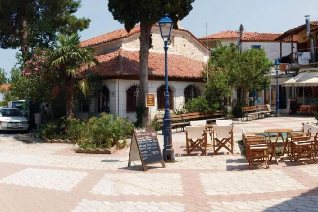 Theia Apartment In Pefkochori