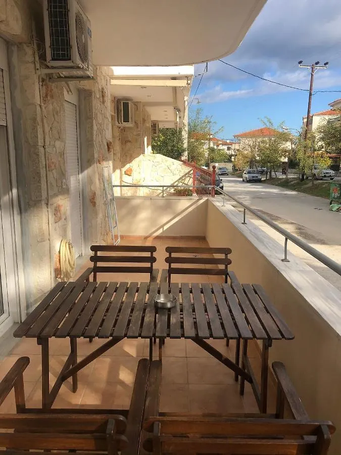 Theia Apartment In Pefkochori Greece