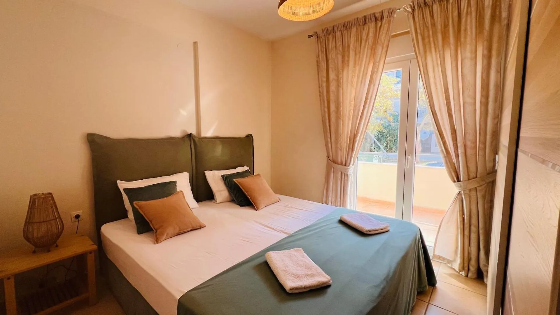 Theia Apartment In Pefkochori